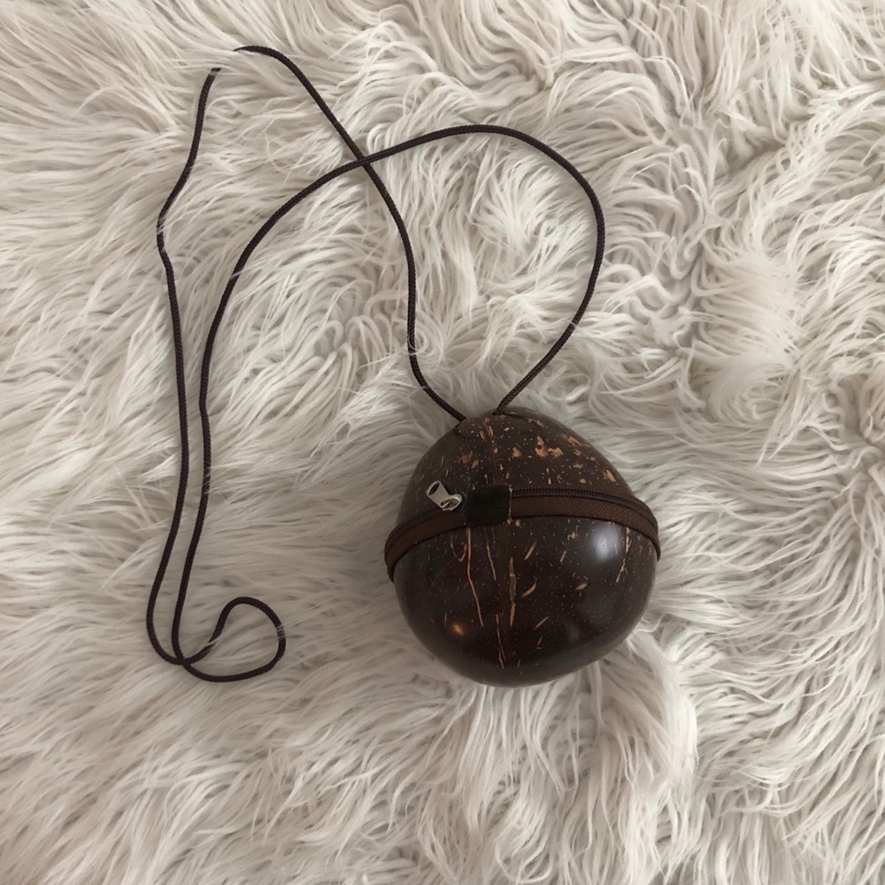 Coconut novelty bag - Picture 1 of 4